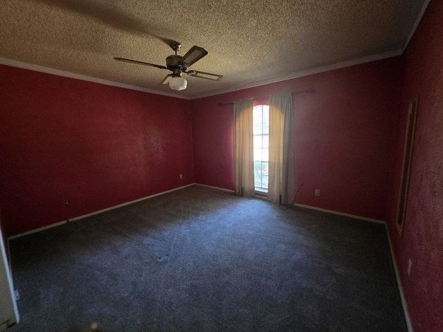719 Ridgeway Road, Joshua, TX 76058