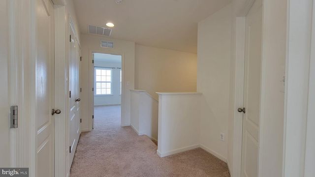 39 STAFFORD PL, Falling Waters, WV 25419