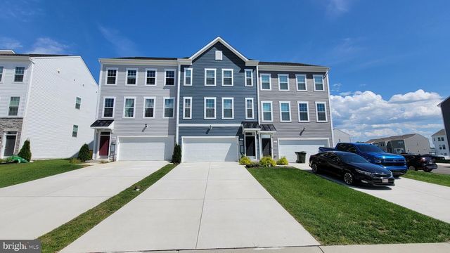 39 STAFFORD PL, Falling Waters, WV 25419