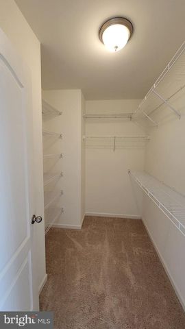 39 STAFFORD PL, Falling Waters, WV 25419