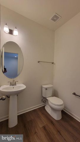 39 STAFFORD PL, Falling Waters, WV 25419