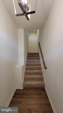 39 STAFFORD PL, Falling Waters, WV 25419