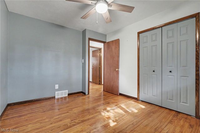839 Sheffield Road, Sheffield Lake, OH 44054