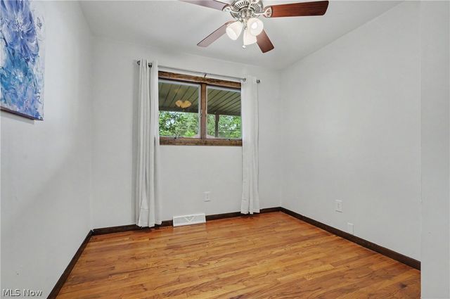 839 Sheffield Road, Sheffield Lake, OH 44054