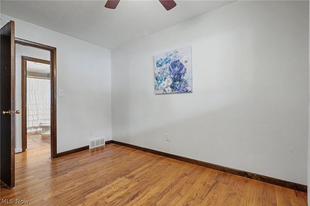 839 Sheffield Road, Sheffield Lake, OH 44054