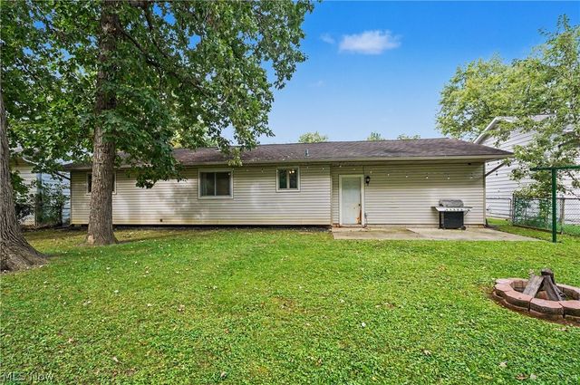839 Sheffield Road, Sheffield Lake, OH 44054