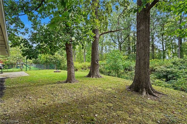 839 Sheffield Road, Sheffield Lake, OH 44054