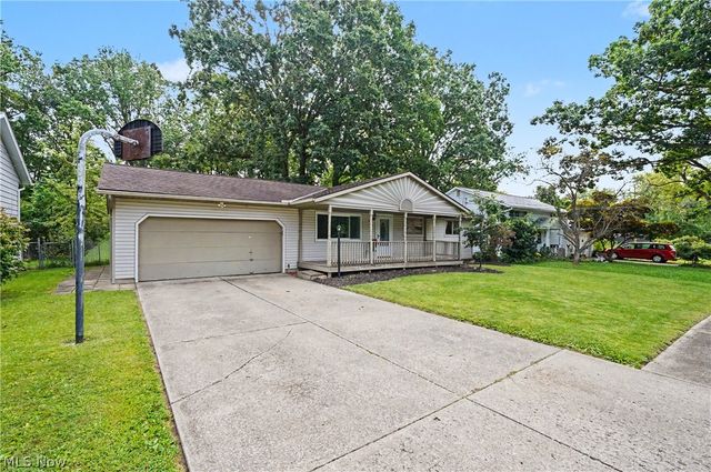 839 Sheffield Road, Sheffield Lake, OH 44054