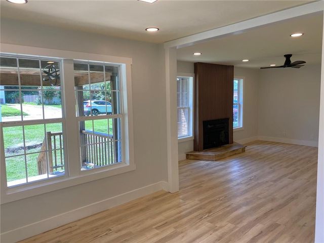 2039 Gober Ave SE, Smyrna, GA 30080