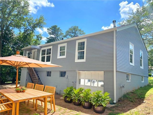 2039 Gober Ave SE, Smyrna, GA 30080