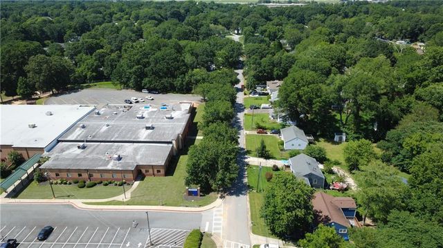 2039 Gober Ave SE, Smyrna, GA 30080