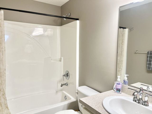 1743 Faircloud Drive, Fort Wayne, IN 46814