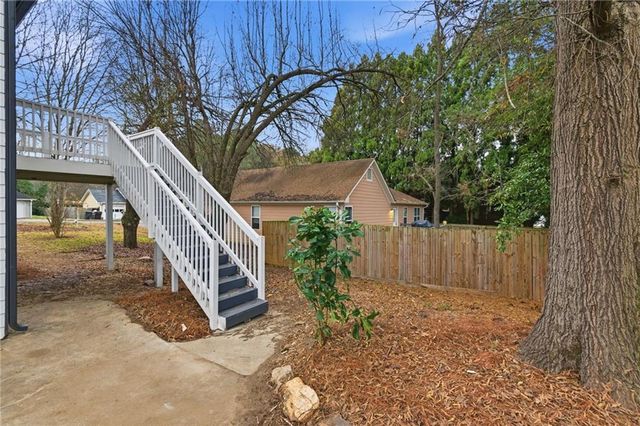 2 Dove Trail, Cartersville, GA 30120