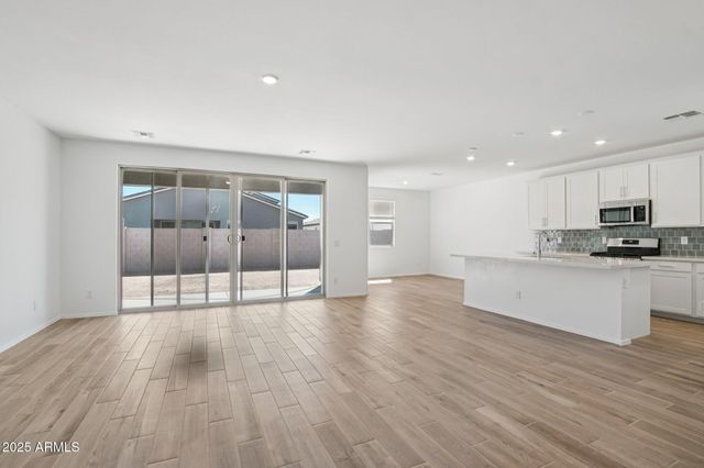 47199 W MELLEN Lane, Maricopa, AZ 85139