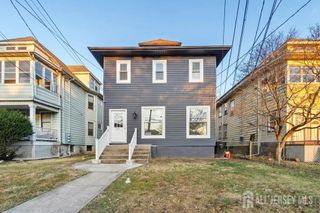 29 S 2nd Avenue S, Highland Park, NJ 08904
