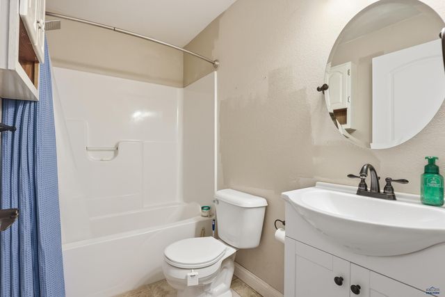 2336 SMITH AVE, Rapid City, SD 57701