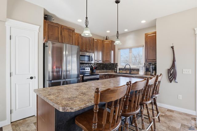 2336 SMITH AVE, Rapid City, SD 57701