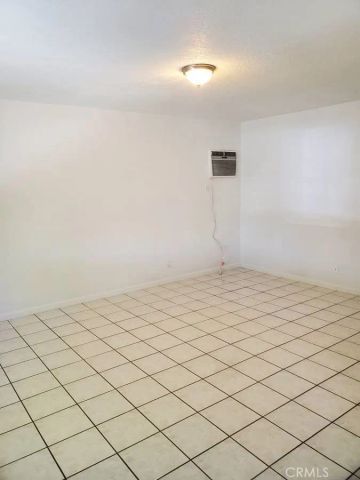 1370 S Thomas, Pomona, CA 91766
