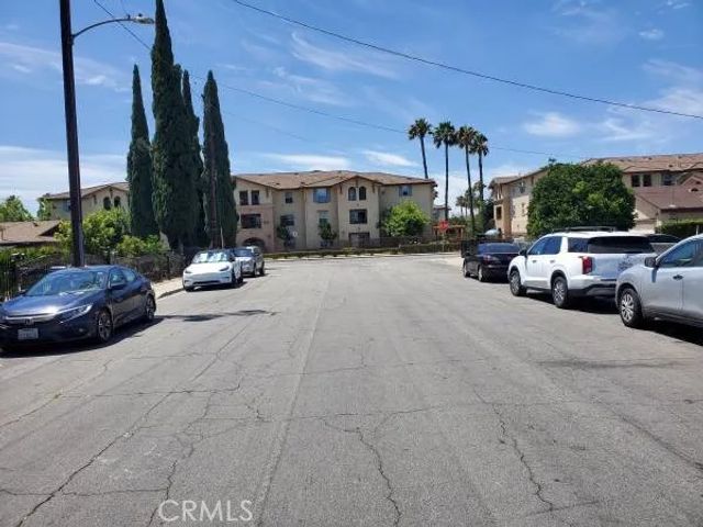 1370 S Thomas, Pomona, CA 91766