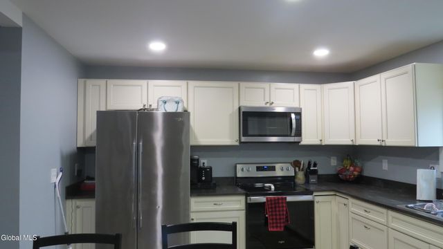 10 S Reynolds Street, Scotia, NY 12302