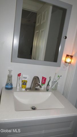 10 S Reynolds Street, Scotia, NY 12302