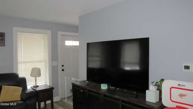 10 S Reynolds Street, Scotia, NY 12302