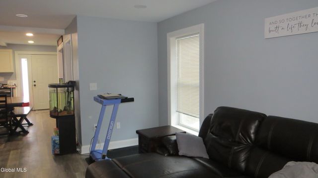 10 S Reynolds Street, Scotia, NY 12302