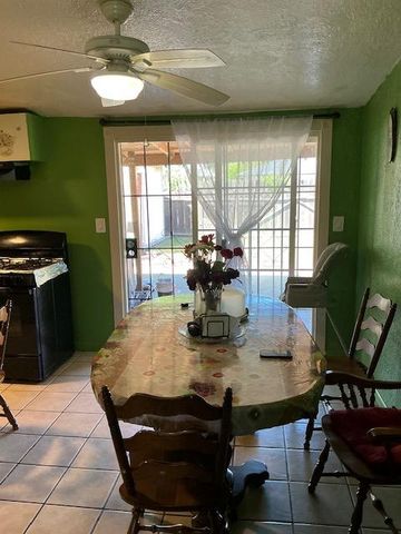 1629 Tonilane, Modesto, CA 95351