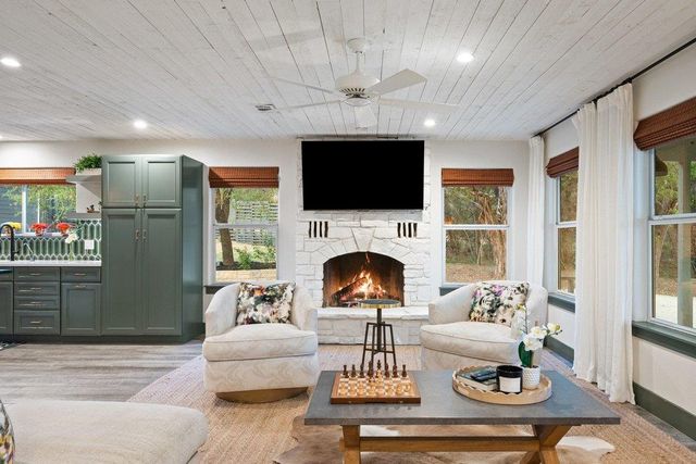 2800 River RD, Wimberley, TX 78676