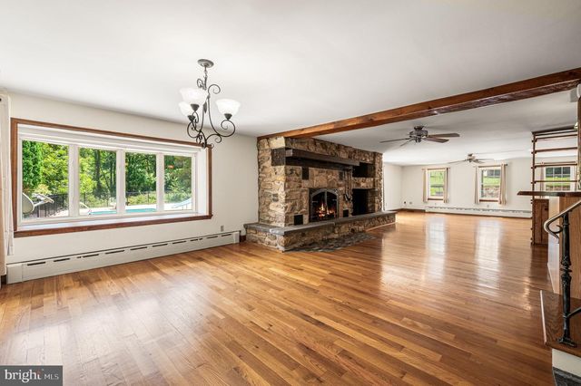 112 TERRACE RD, Boyertown, PA 19512