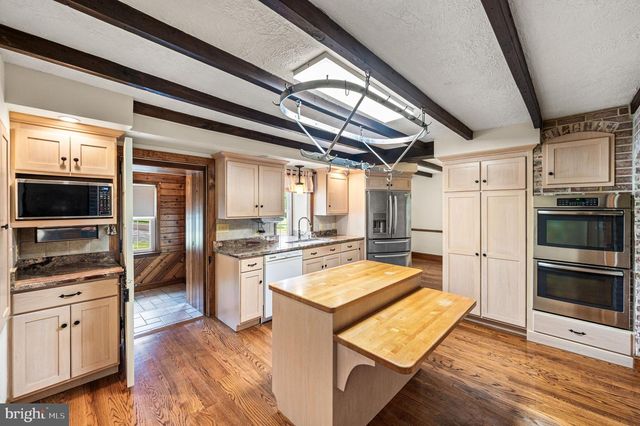112 TERRACE RD, Boyertown, PA 19512