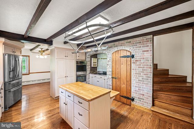 112 TERRACE RD, Boyertown, PA 19512
