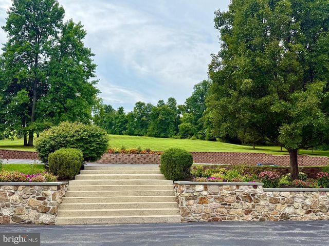 112 TERRACE RD, Boyertown, PA 19512