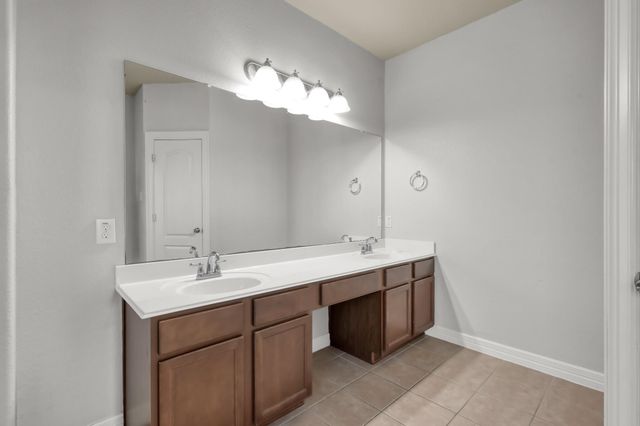 24407 Split Rock Falls, Tomball, TX 77375