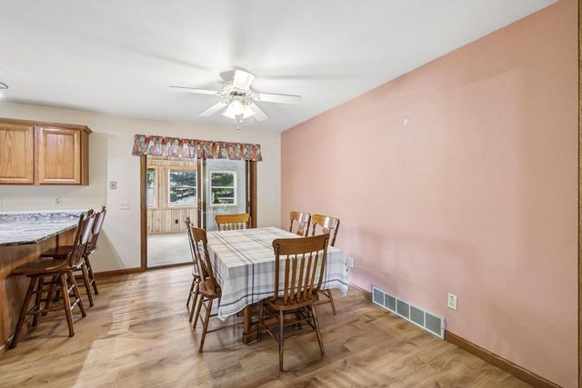 1501 Locust Lane, Prairie Du Sac, WI 53578