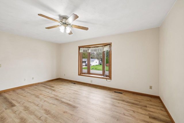 1501 Locust Lane, Prairie Du Sac, WI 53578