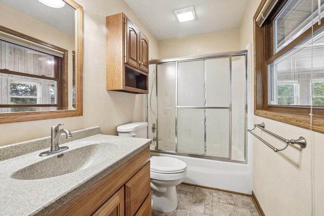 1501 Locust Lane, Prairie Du Sac, WI 53578