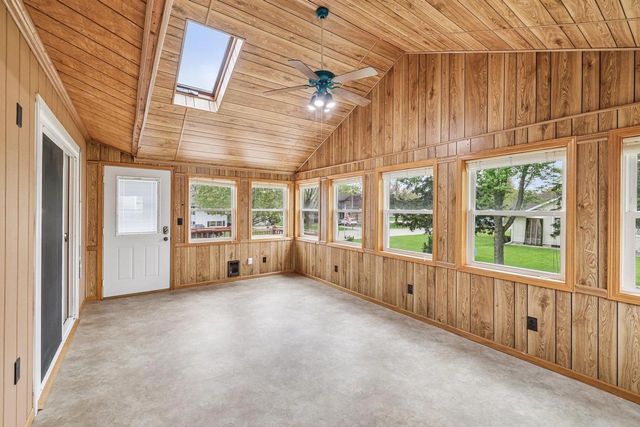 1501 Locust Lane, Prairie Du Sac, WI 53578