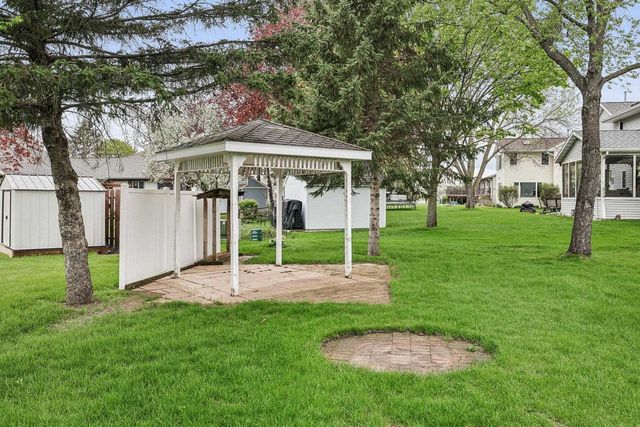 1501 Locust Lane, Prairie Du Sac, WI 53578