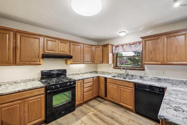1501 Locust Lane, Prairie Du Sac, WI 53578