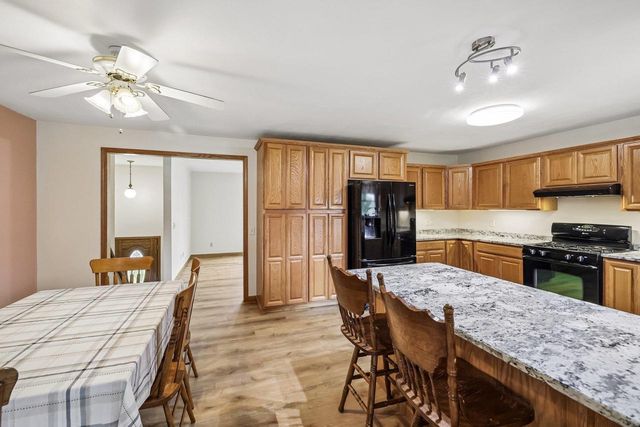 1501 Locust Lane, Prairie Du Sac, WI 53578