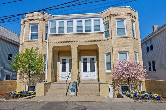 18 School Lane 1, Watertown, MA 02472