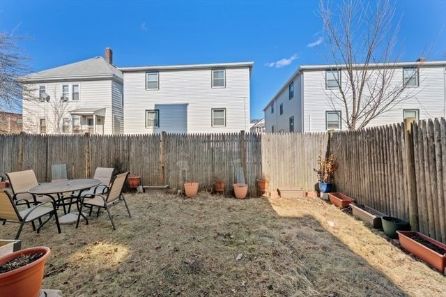 18 School Lane 1, Watertown, MA 02472