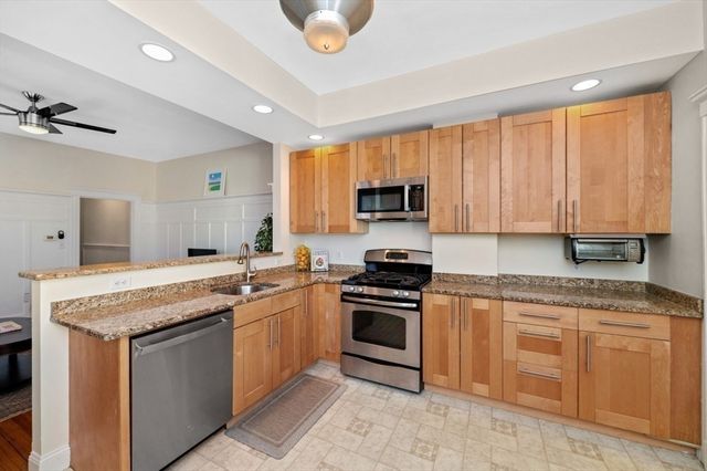 18 School Lane 1, Watertown, MA 02472