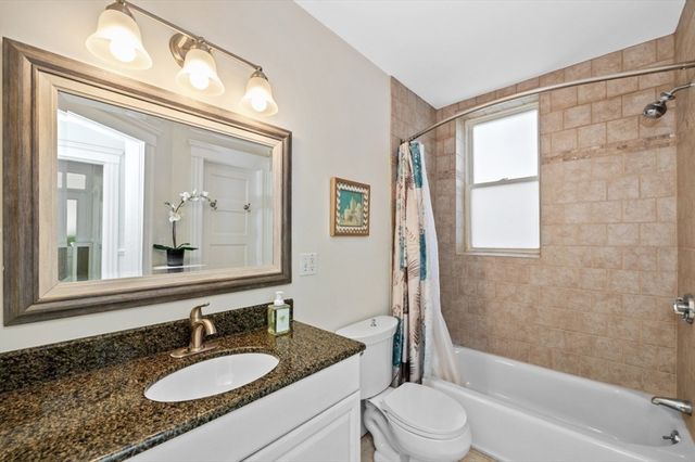 18 School Lane 1, Watertown, MA 02472