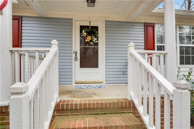 2917 Richard GRV S, Williamsburg, VA 23185