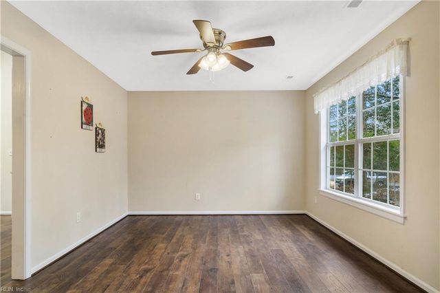 2917 Richard GRV S, Williamsburg, VA 23185