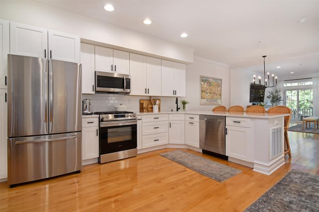 34 Trailhead Lane, Tarrytown, NY 10591