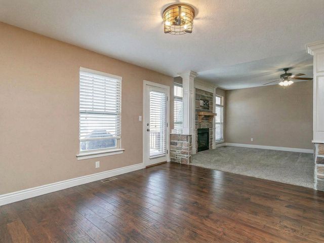 4601 MAPLE LEAF DR, Columbia, MO 65201
