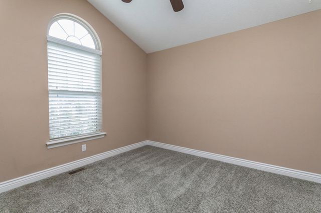 4601 MAPLE LEAF DR, Columbia, MO 65201